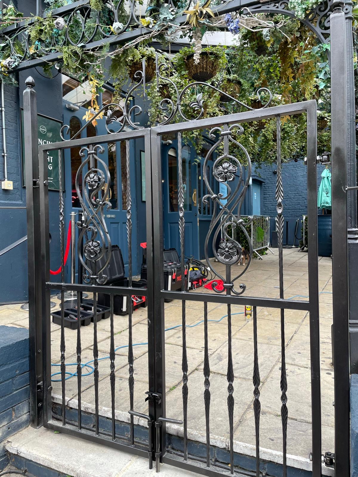 Gates & Bespoke Metalwork